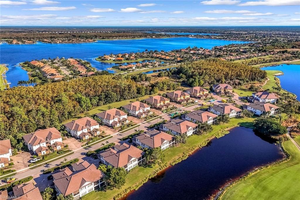 9537 Ironstone TER # 201, NAPLES FL 34120-5