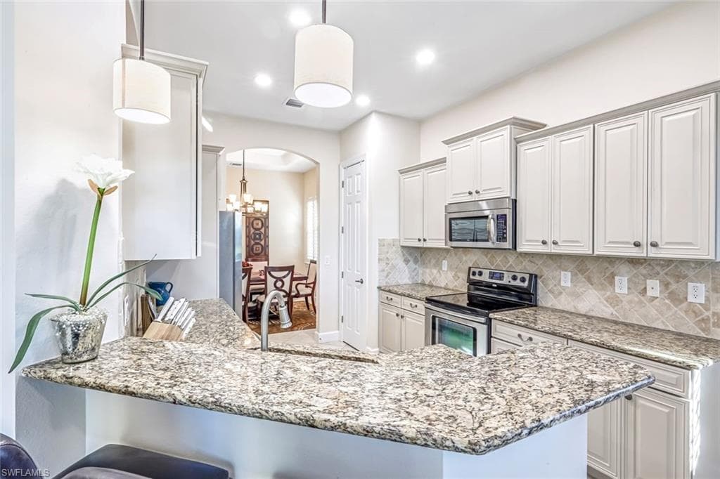 9537 Ironstone TER # 201, NAPLES FL 34120-15