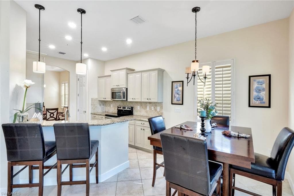 9537 Ironstone TER # 201, NAPLES FL 34120-14