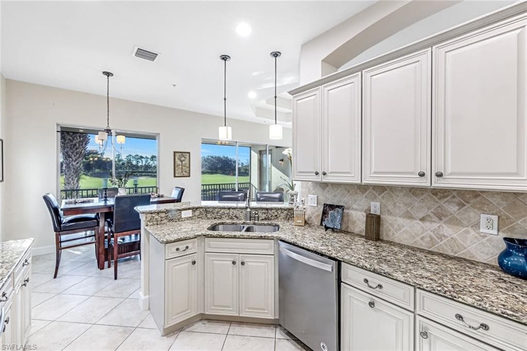 9537 Ironstone TER # 201, NAPLES FL 34120-18