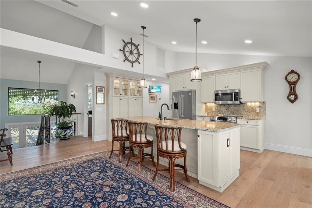 1731 Venus DR, SANIBEL FL 33957-5