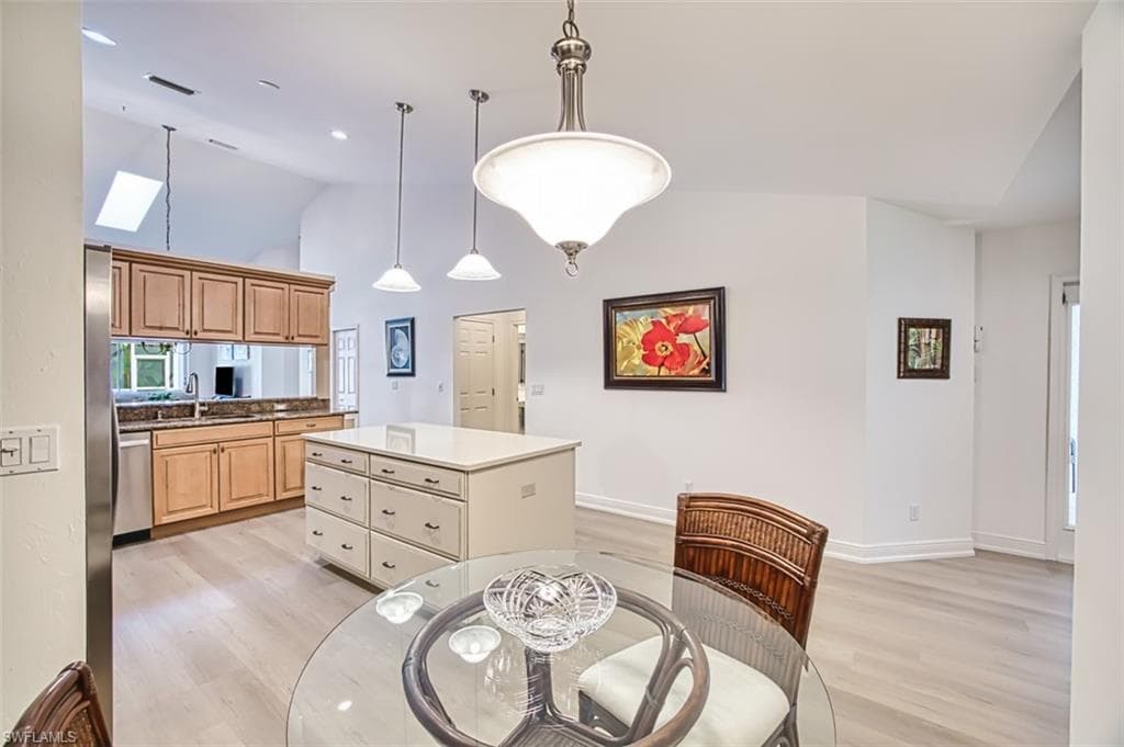 15193 Harbour Isle DR, FORT MYERS FL 33908-12