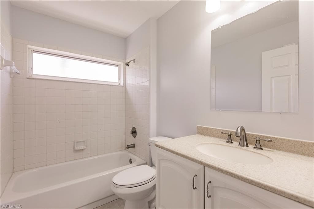 2615 6th ST W, LEHIGH ACRES FL 33971-32