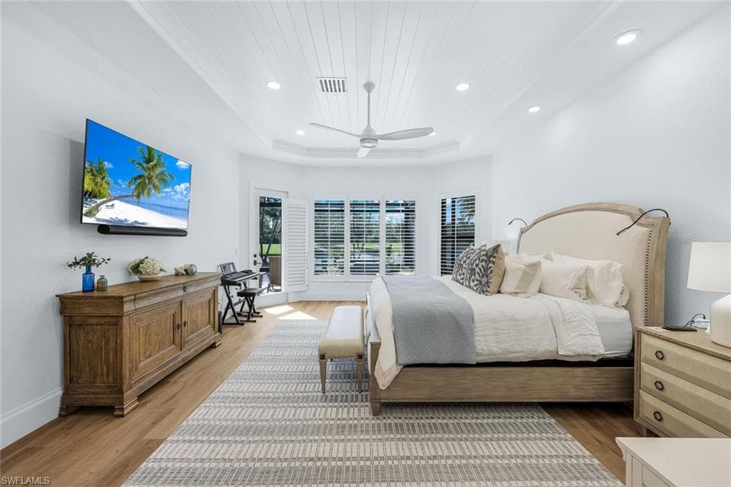 5092 Cerromar DR, NAPLES FL 34112-22