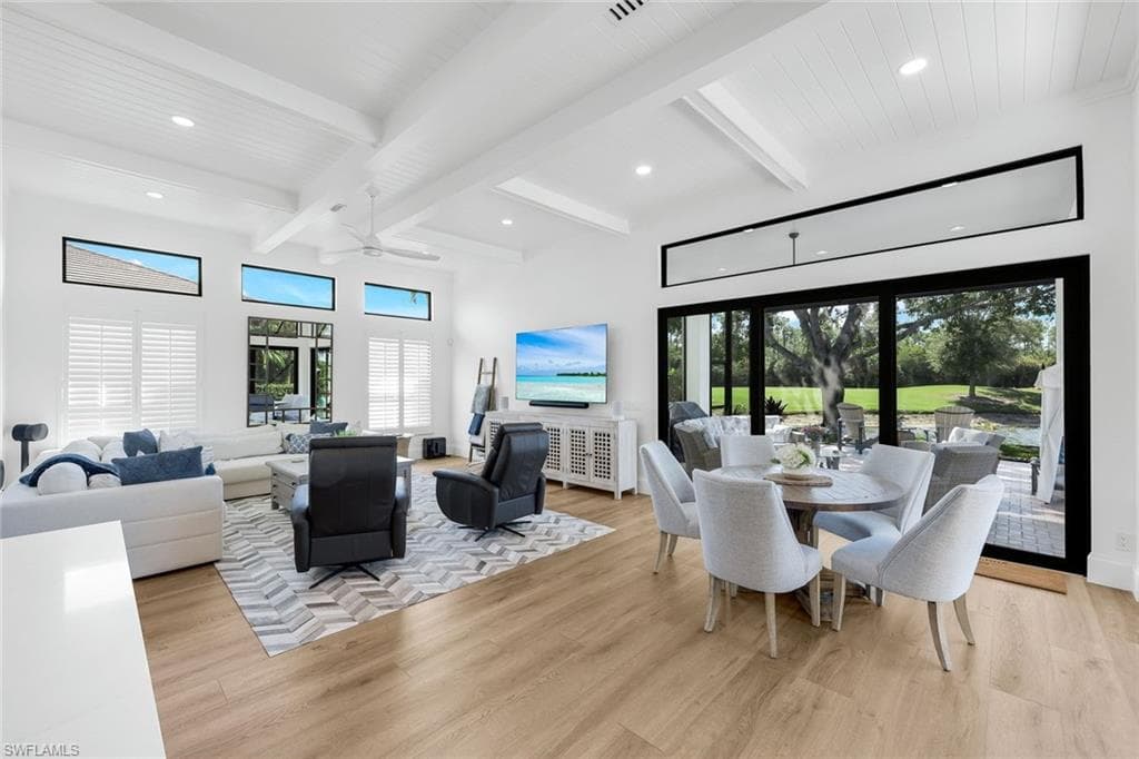 5092 Cerromar DR, NAPLES FL 34112-20