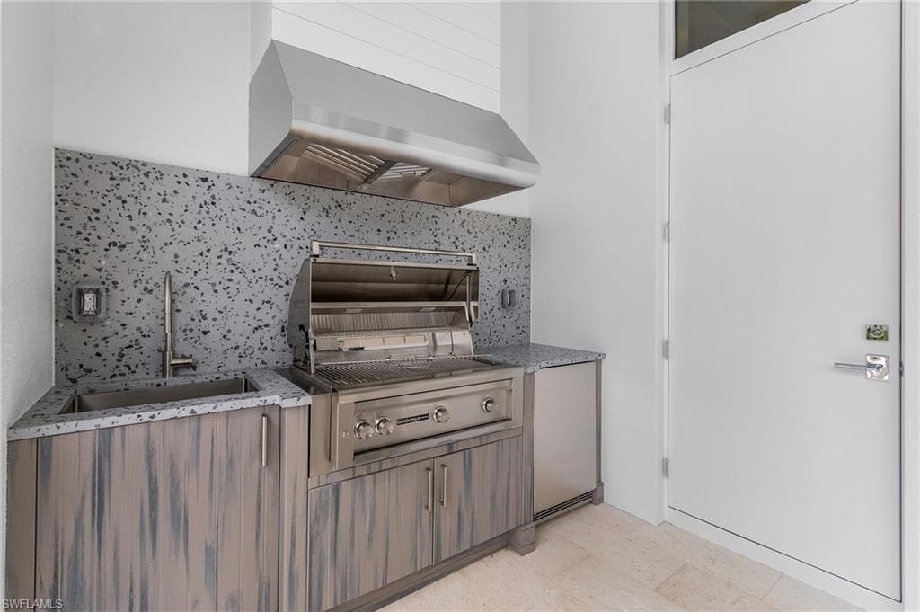 339 Mel Jen DR, NAPLES FL 34105-23