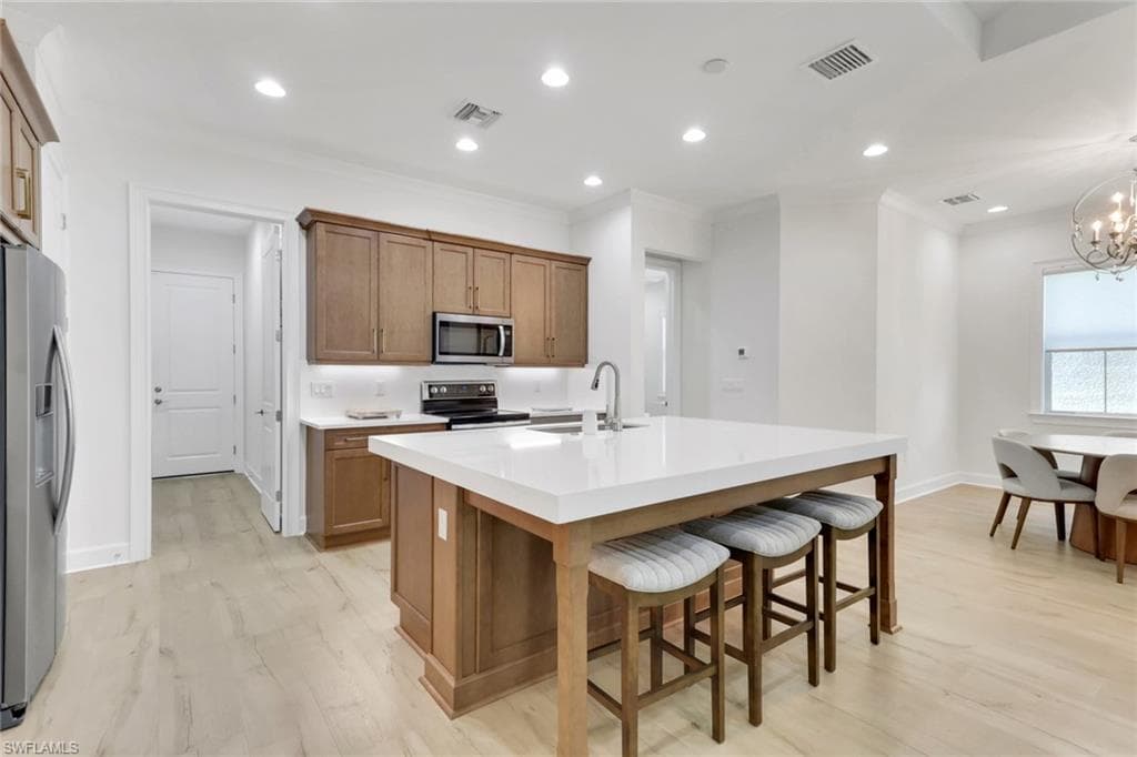 7014 Saona CT-10