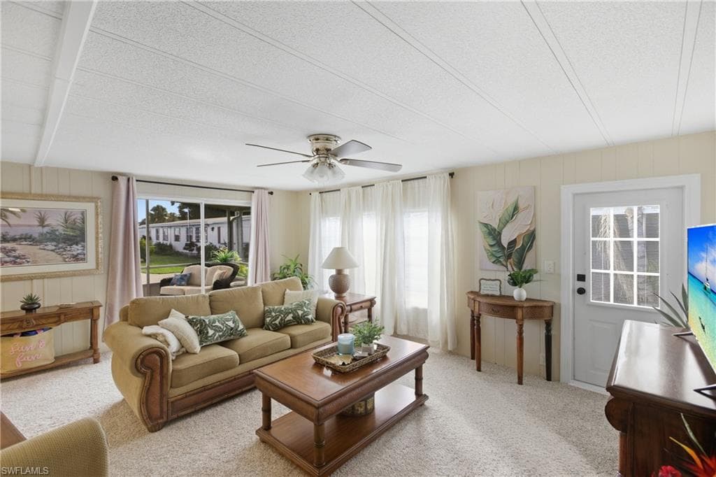 515 Blossom CT, NORTH FORT MYERS FL 33917-23