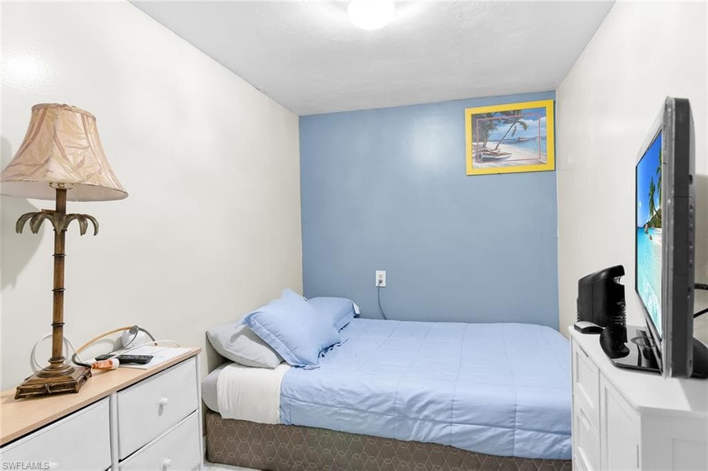 16200 Cathy CT, FORT MYERS FL 33908-9