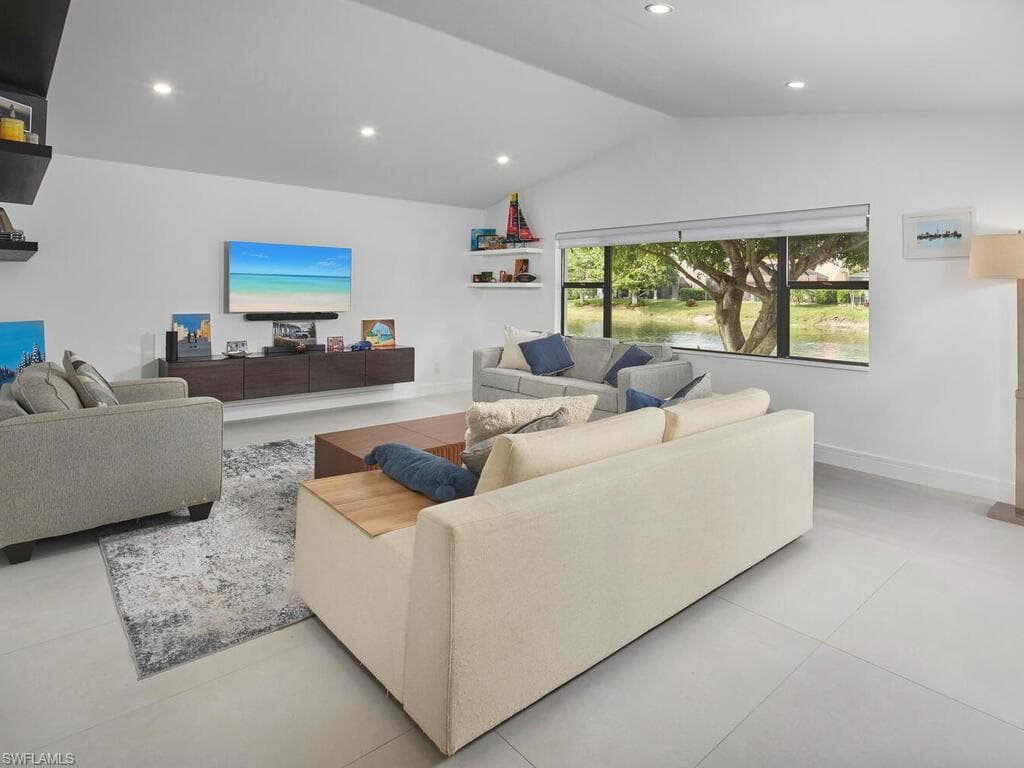 7661 Ponte Verde WAY, NAPLES FL 34109-10