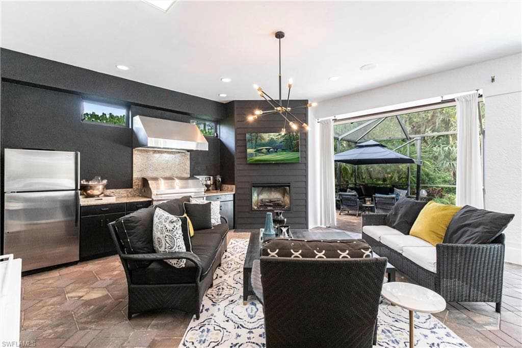 3841 River Point DR, FORT MYERS FL 33905-40