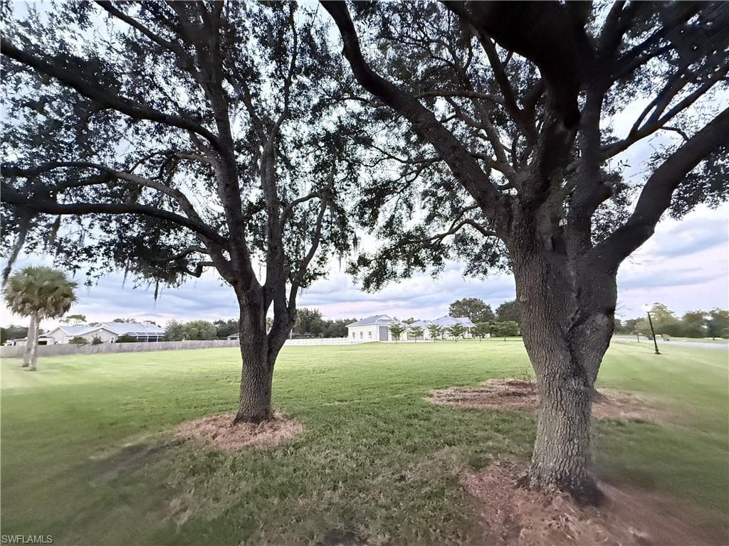 18150 Riverwind DR, ALVA FL 33920-1