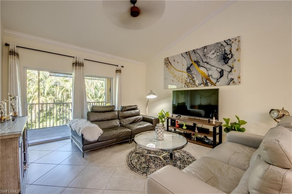 1051 Winding Pines CIR # 203, CAPE CORAL FL 33909-1