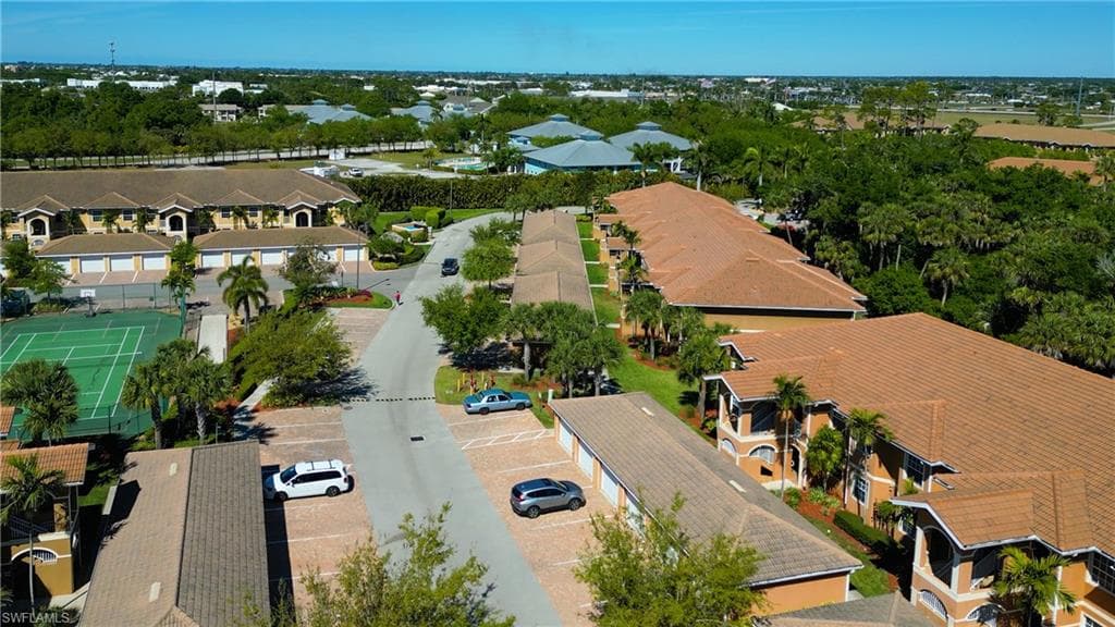 1051 Winding Pines CIR # 203, CAPE CORAL FL 33909-41