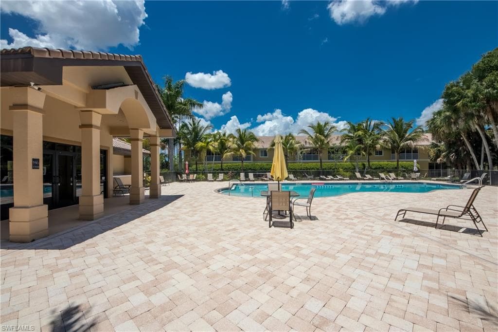 1051 Winding Pines CIR # 203, CAPE CORAL FL 33909-34