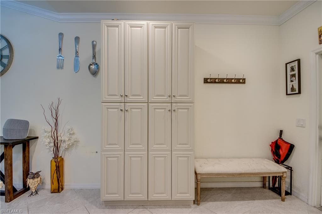 1051 Winding Pines CIR # 203, CAPE CORAL FL 33909-7