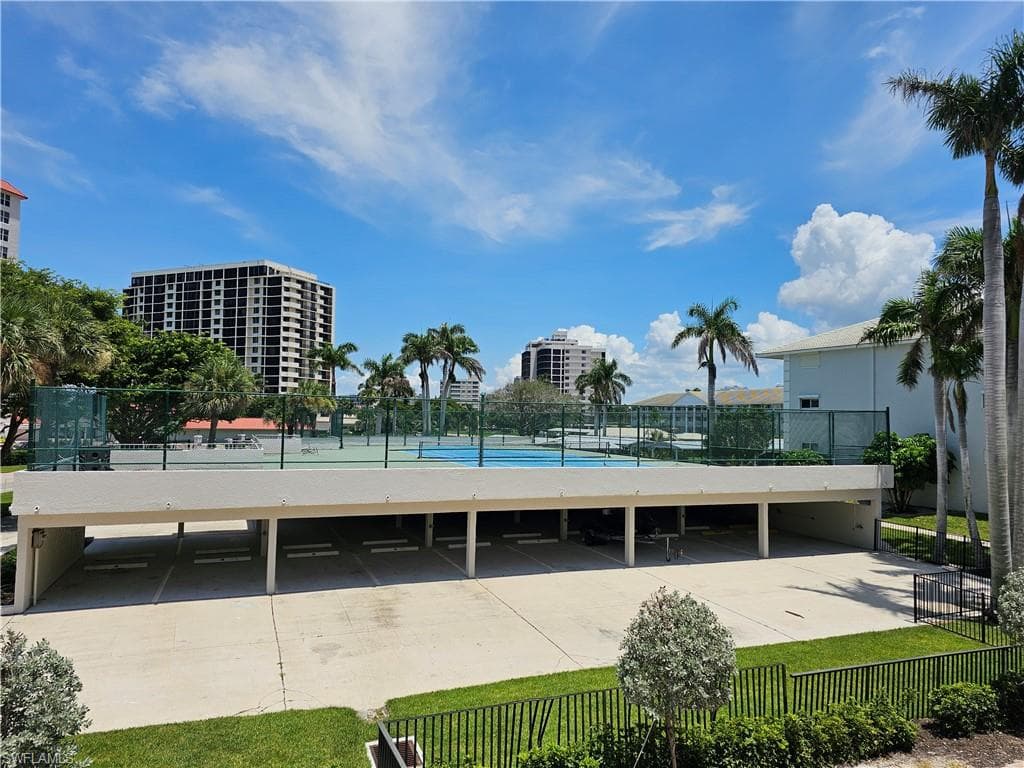 10620 Gulf Shore DR # 201, NAPLES FL 34108-21