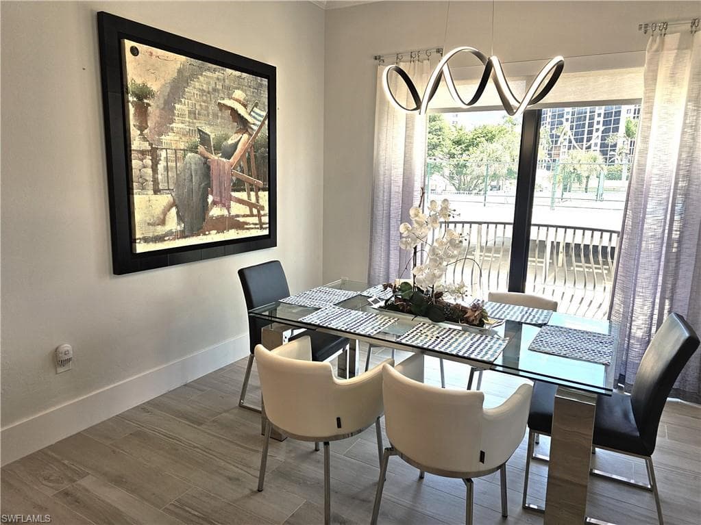 10620 Gulf Shore DR # 201, NAPLES FL 34108-2