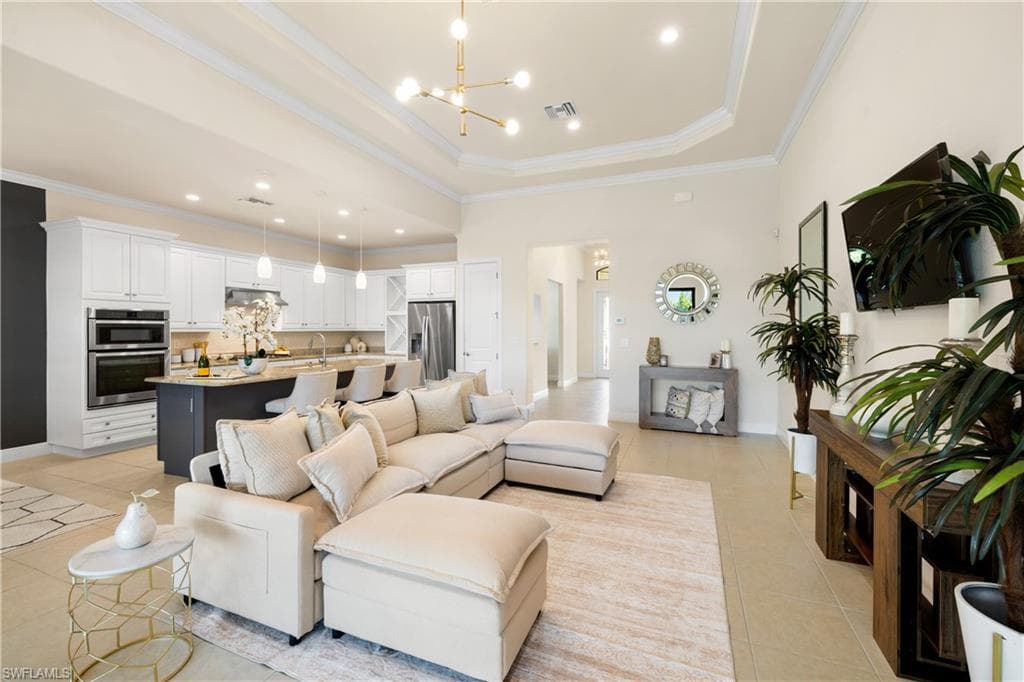 10137 Florence CIR, NAPLES FL 34119-12