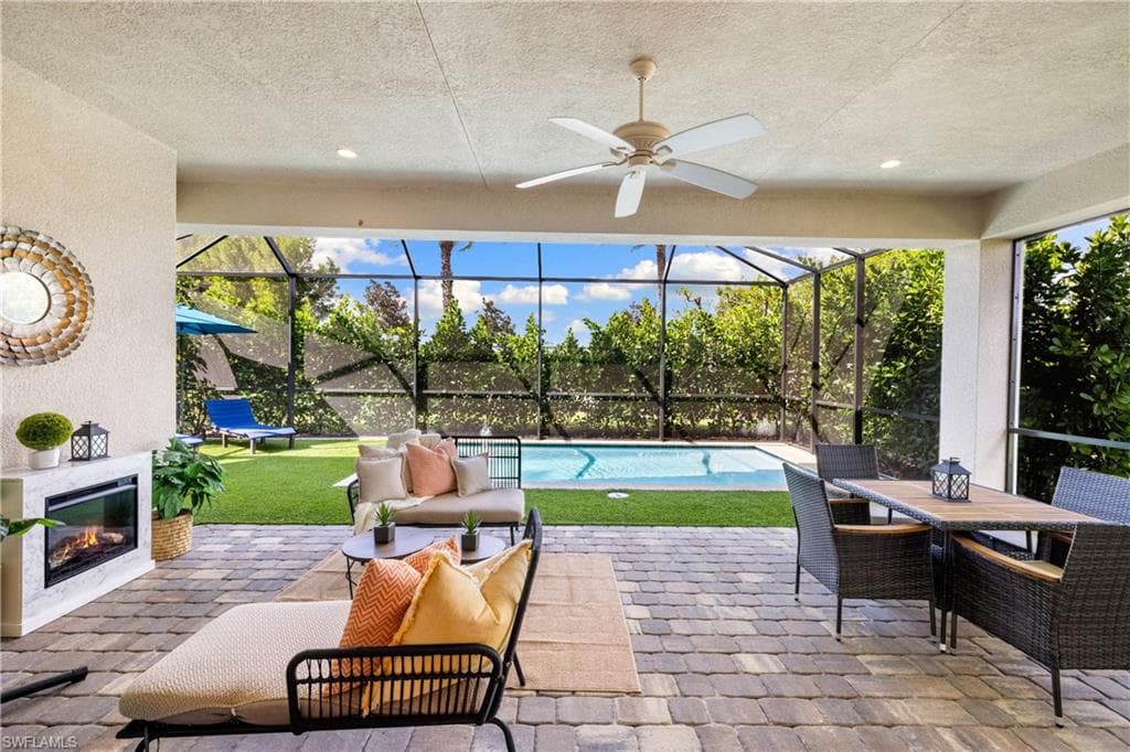 10137 Florence CIR, NAPLES FL 34119-27