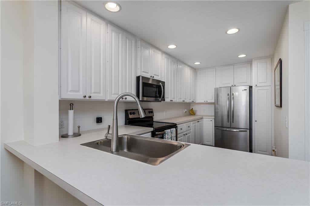 28700 Alessandria CIR, BONITA SPRINGS FL 34135-14