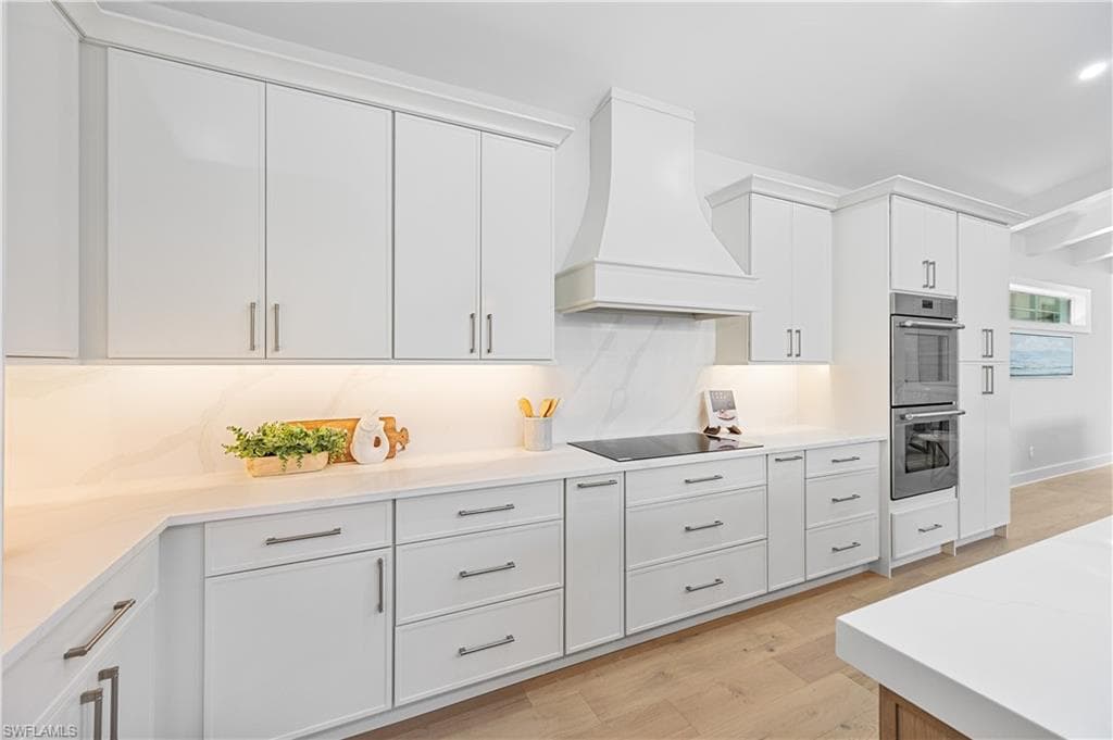 3133 Terramar DR, NAPLES FL 34119-12