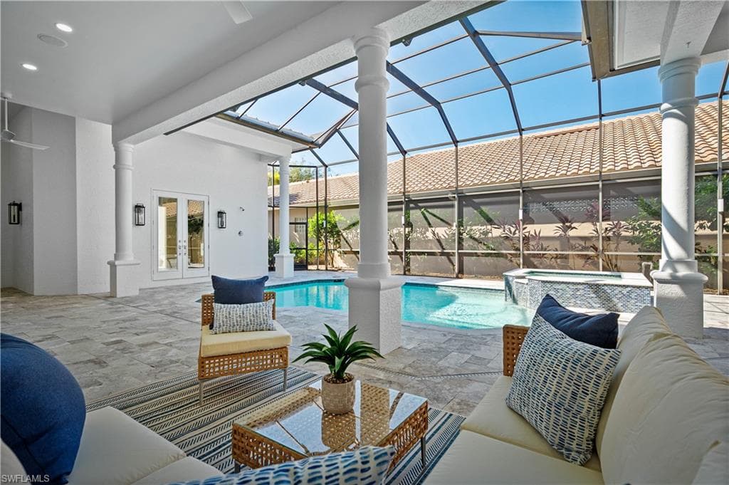 3133 Terramar DR, NAPLES FL 34119-15