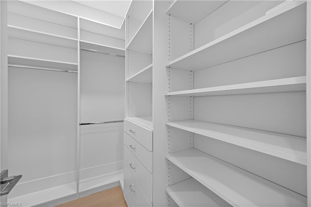 3133 Terramar DR, NAPLES FL 34119-31