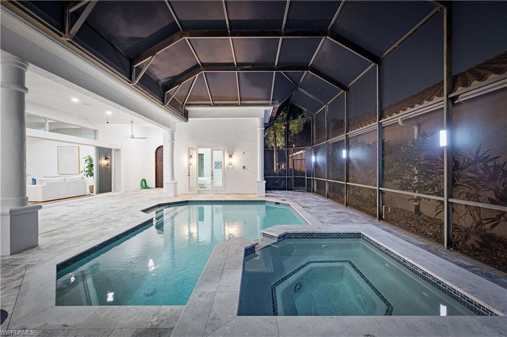 3133 Terramar DR, NAPLES FL 34119-4