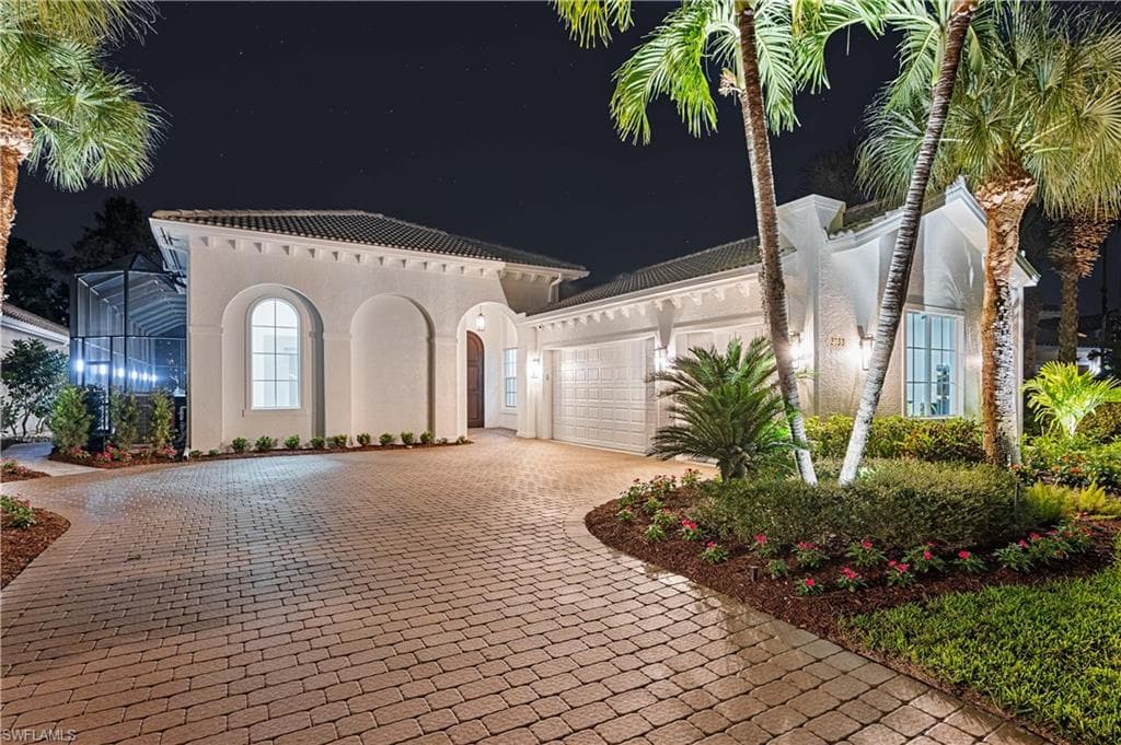 3133 Terramar DR, NAPLES FL 34119-13