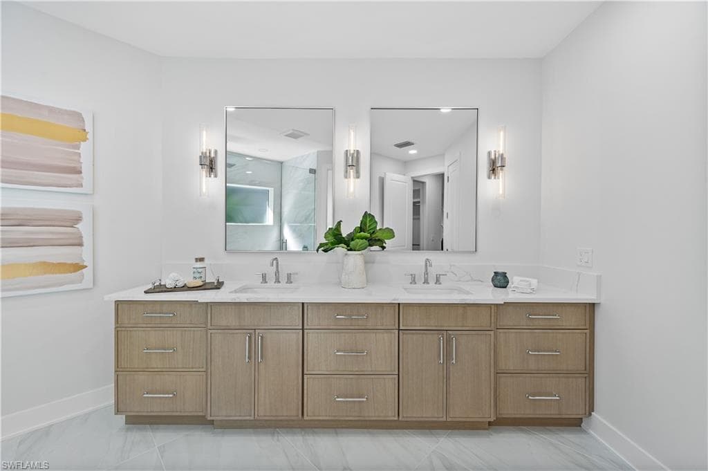 3133 Terramar DR, NAPLES FL 34119-30