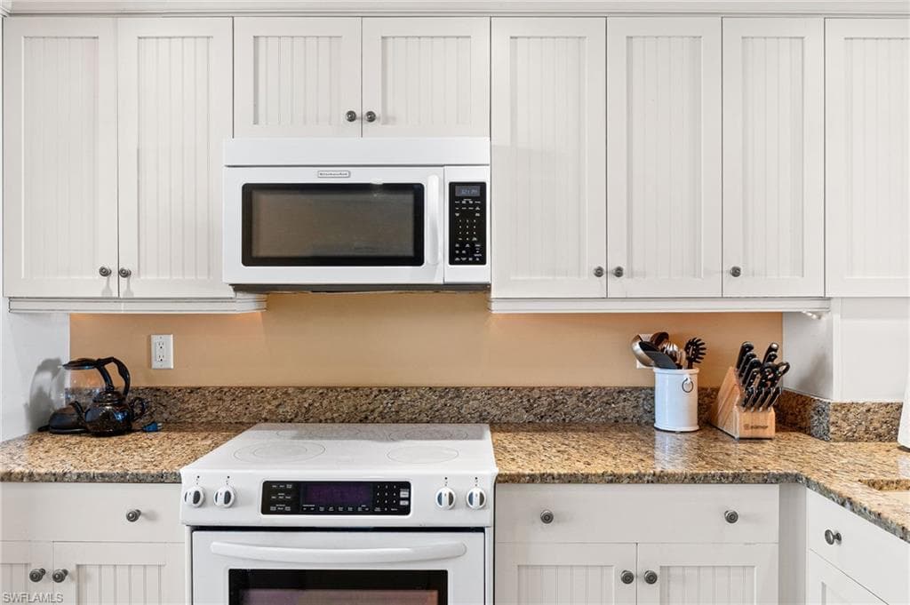 260 Seaview CT # 1701, MARCO ISLAND FL 34145-13