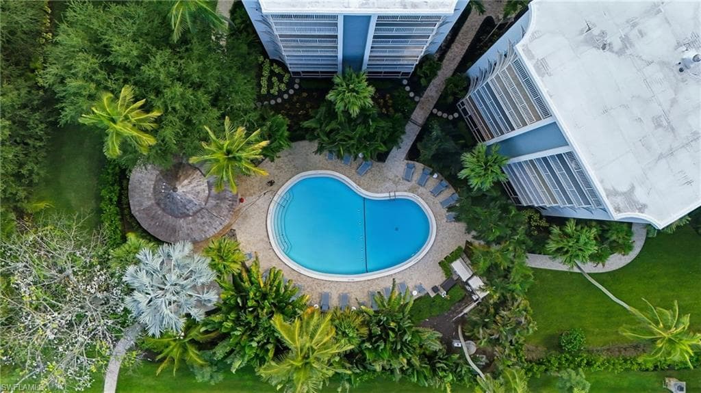 1300 Gulf Shore BLVD N # 603, NAPLES FL 34102-22