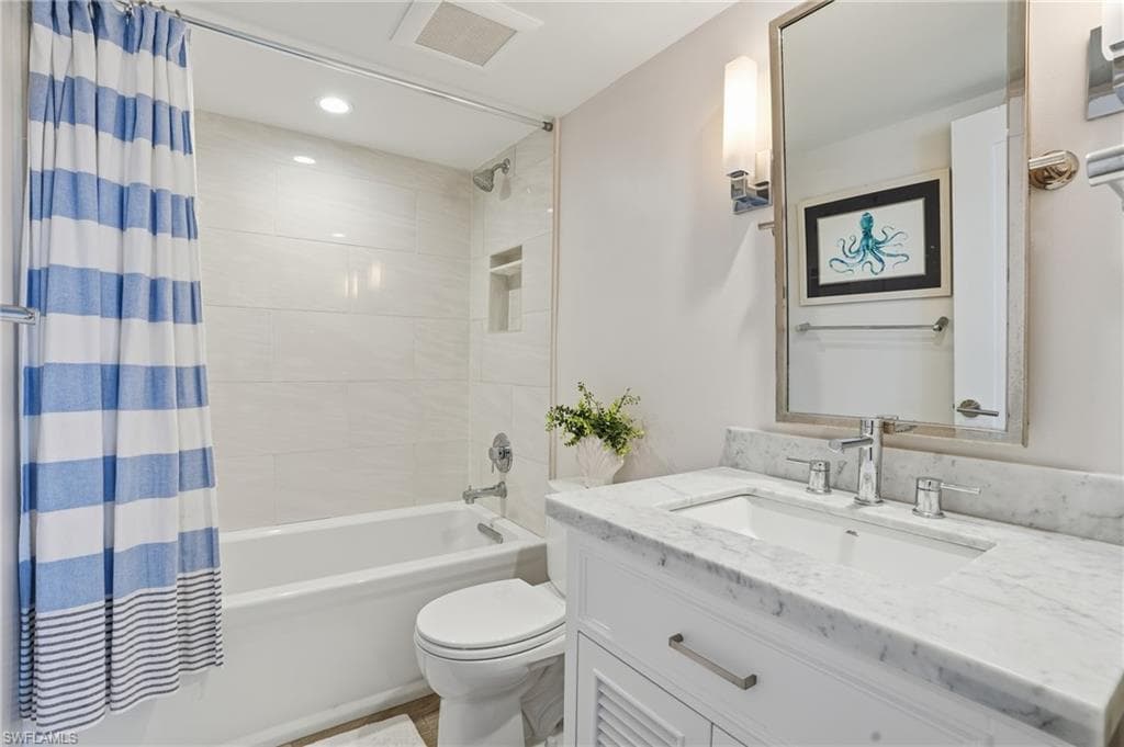 1300 Gulf Shore BLVD N # 603, NAPLES FL 34102-16