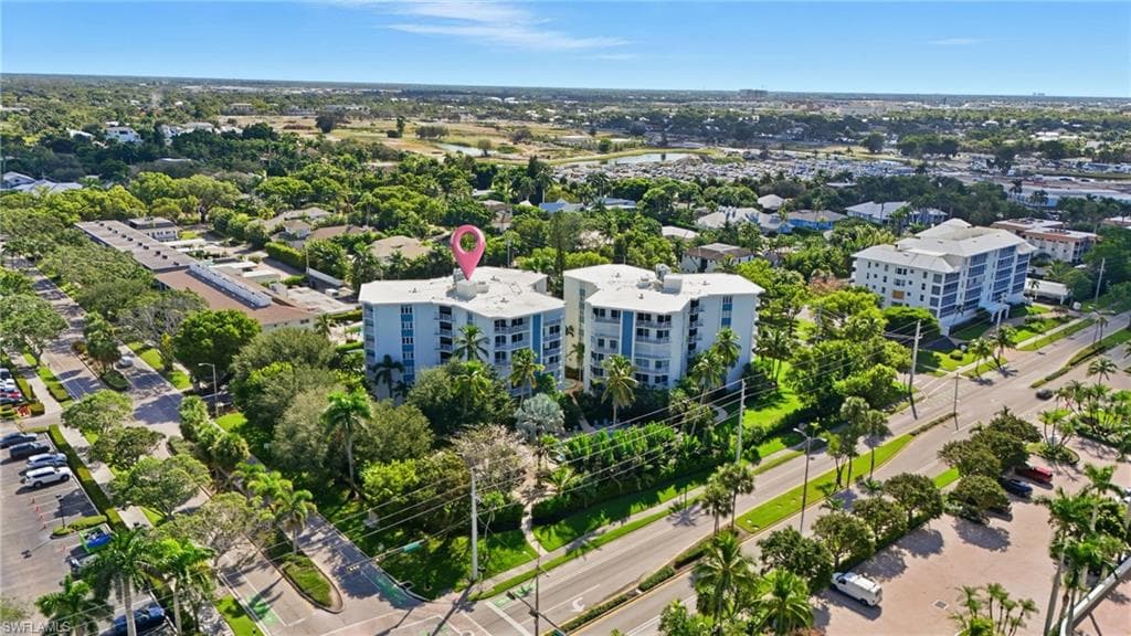 1300 Gulf Shore BLVD N # 603, NAPLES FL 34102-25