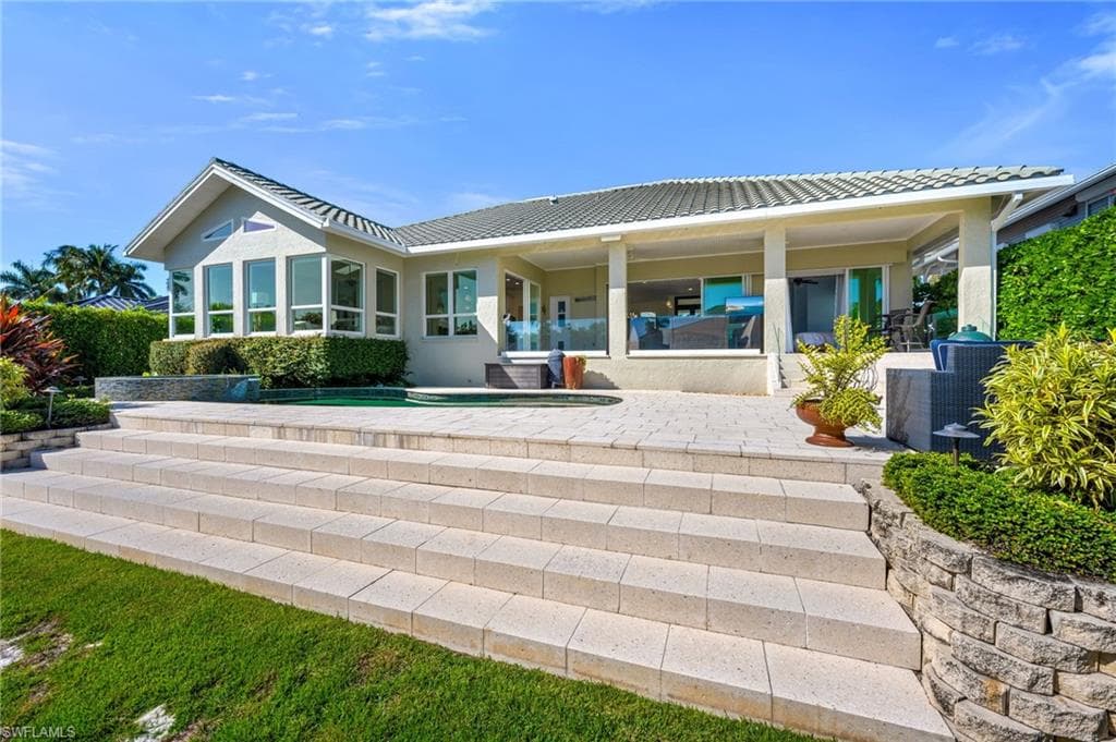 1923 SNOOK DR, NAPLES FL 34102-1