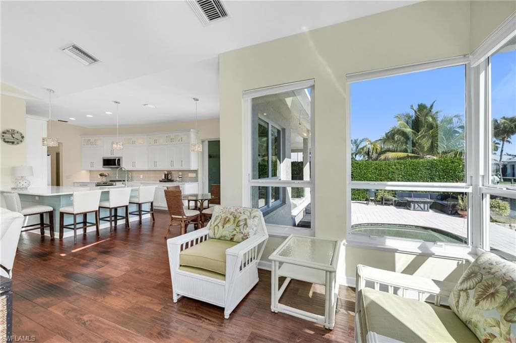 1923 SNOOK DR, NAPLES FL 34102-18