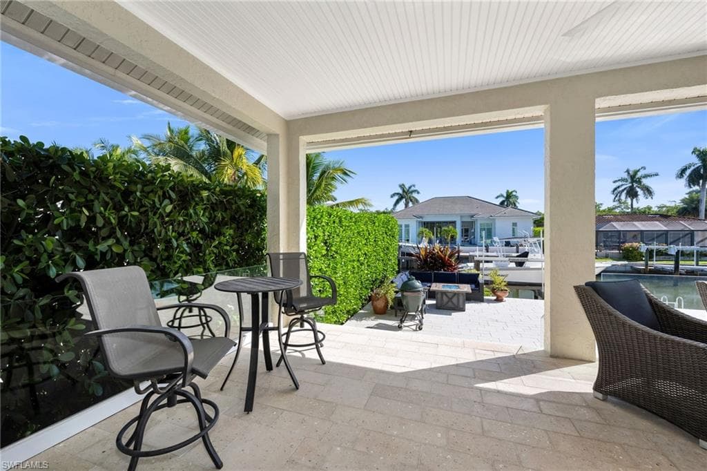 1923 SNOOK DR, NAPLES FL 34102-20