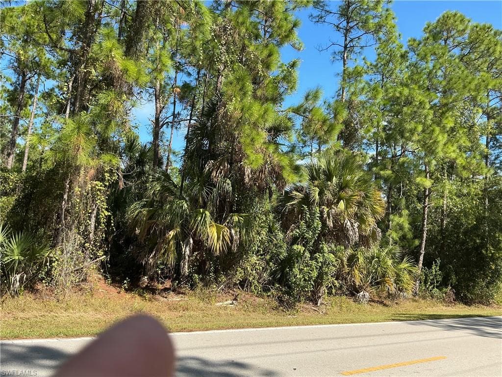 18th AVE NE, NAPLES FL 34120-5