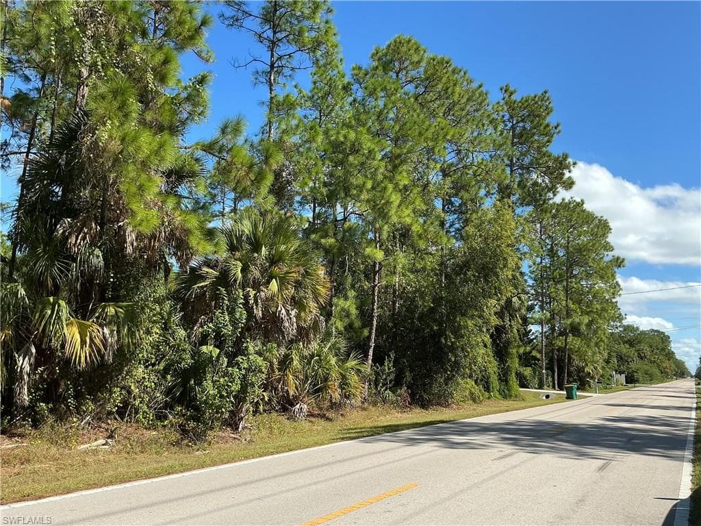 18th AVE NE, NAPLES FL 34120-3