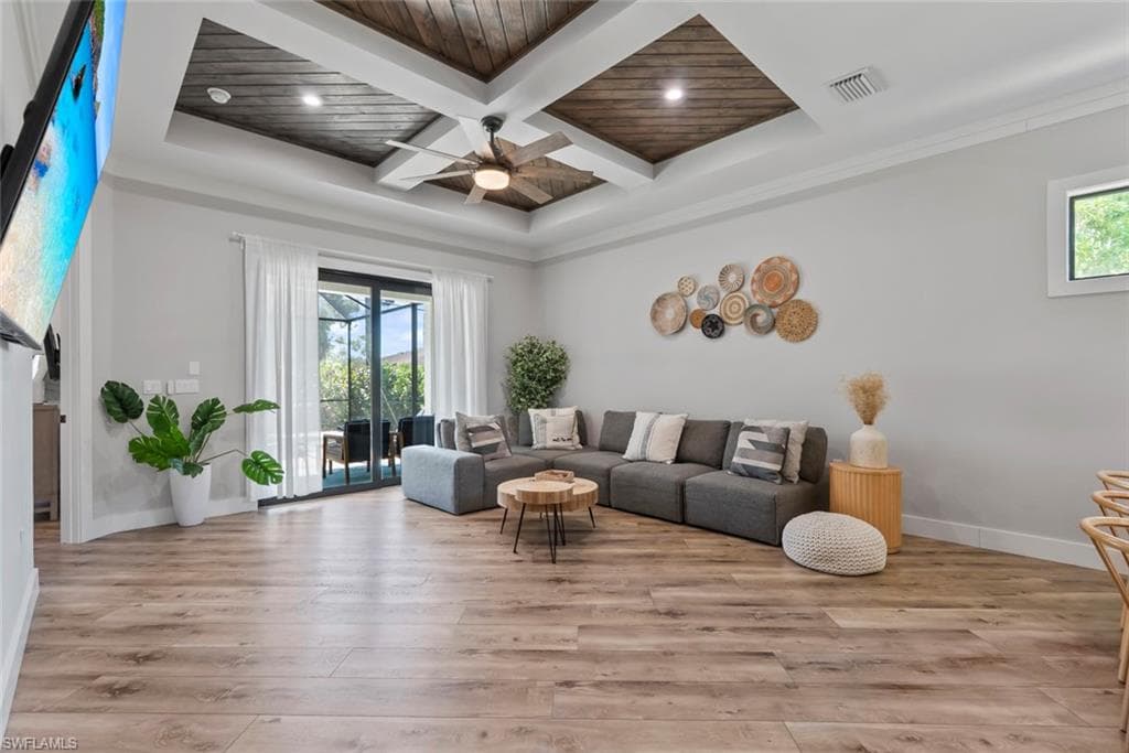 3530 Hibiscus AVE, NAPLES FL 34104-12