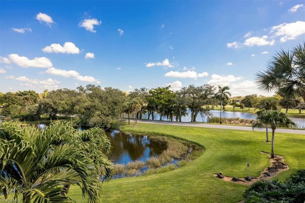 102 Tall Pine LN # 3107, NAPLES FL 34105-23