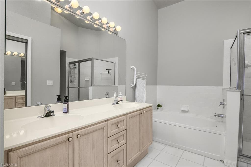 13061 Hamilton Harbour DR R1-21