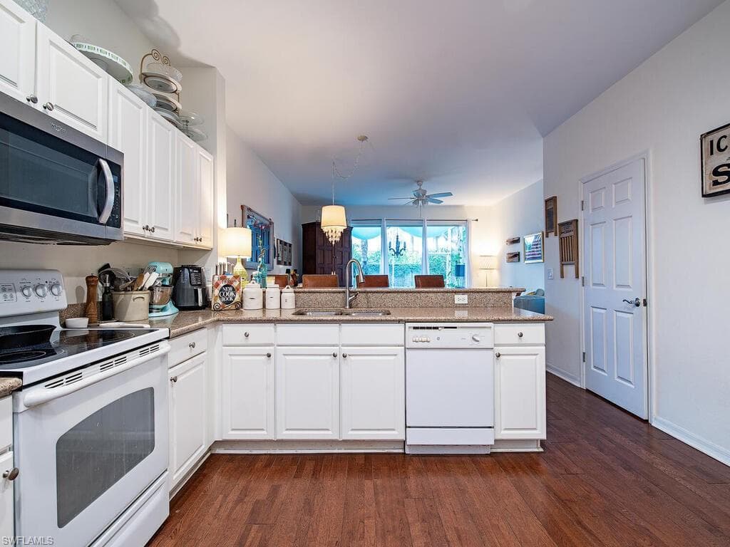 15789 Marcello CIR, NAPLES FL 34110-5