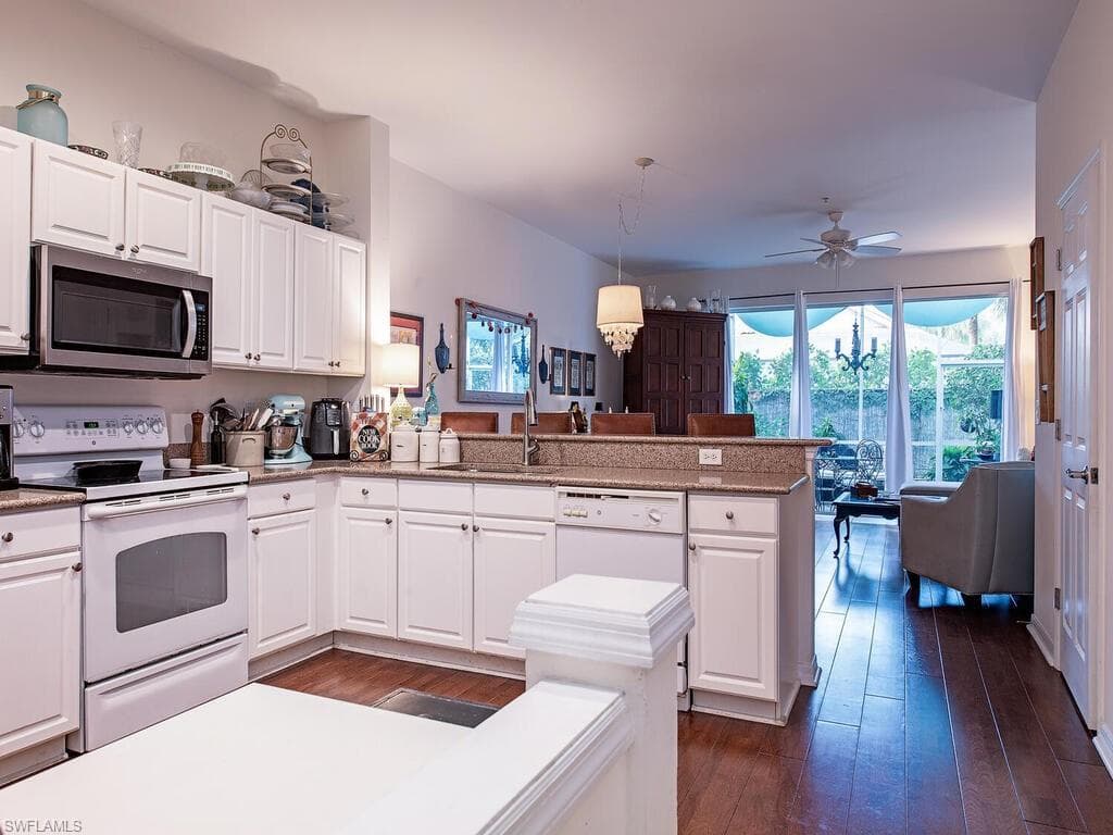 15789 Marcello CIR, NAPLES FL 34110-4