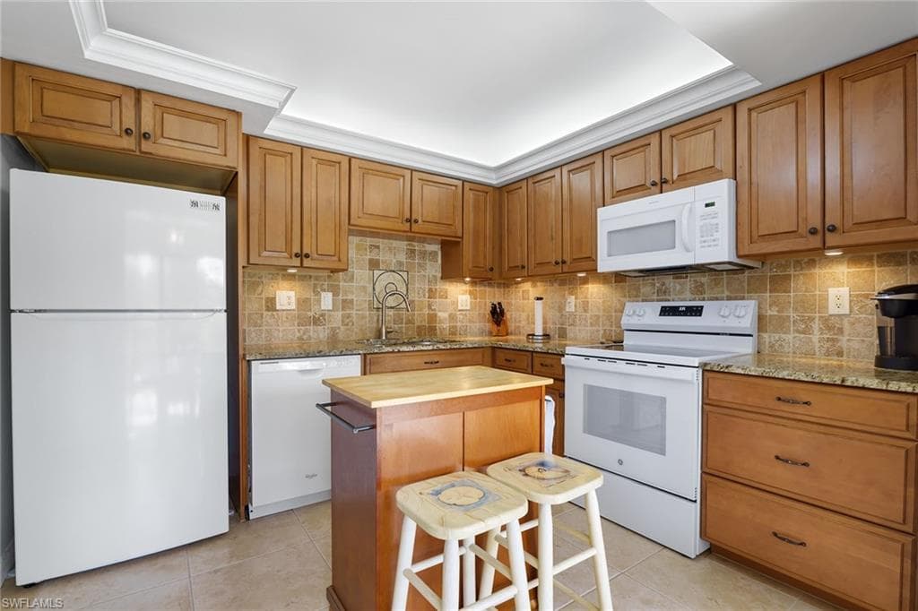 117 Bob O Link WAY # 17A, NAPLES FL 34105-5