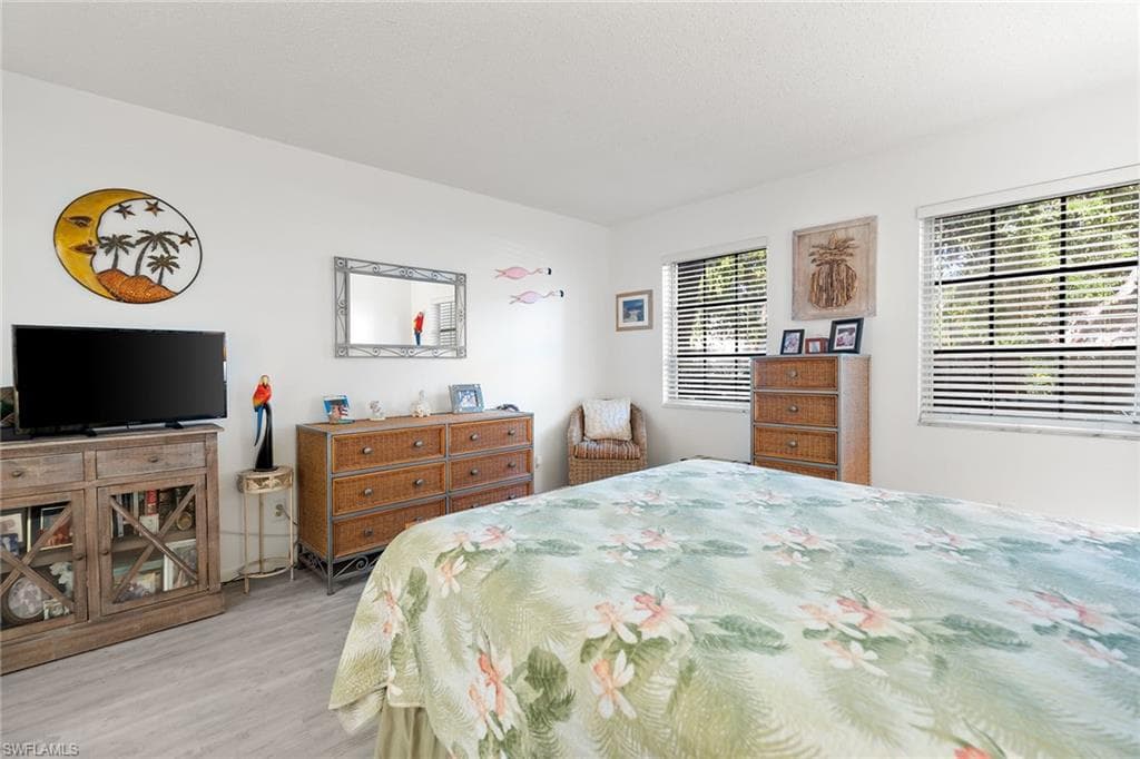 117 Bob O Link WAY # 17A, NAPLES FL 34105-12