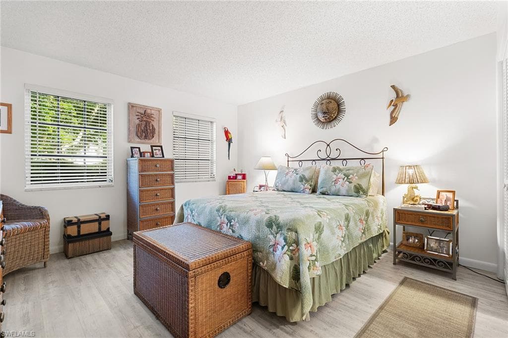 117 Bob O Link WAY # 17A, NAPLES FL 34105-11