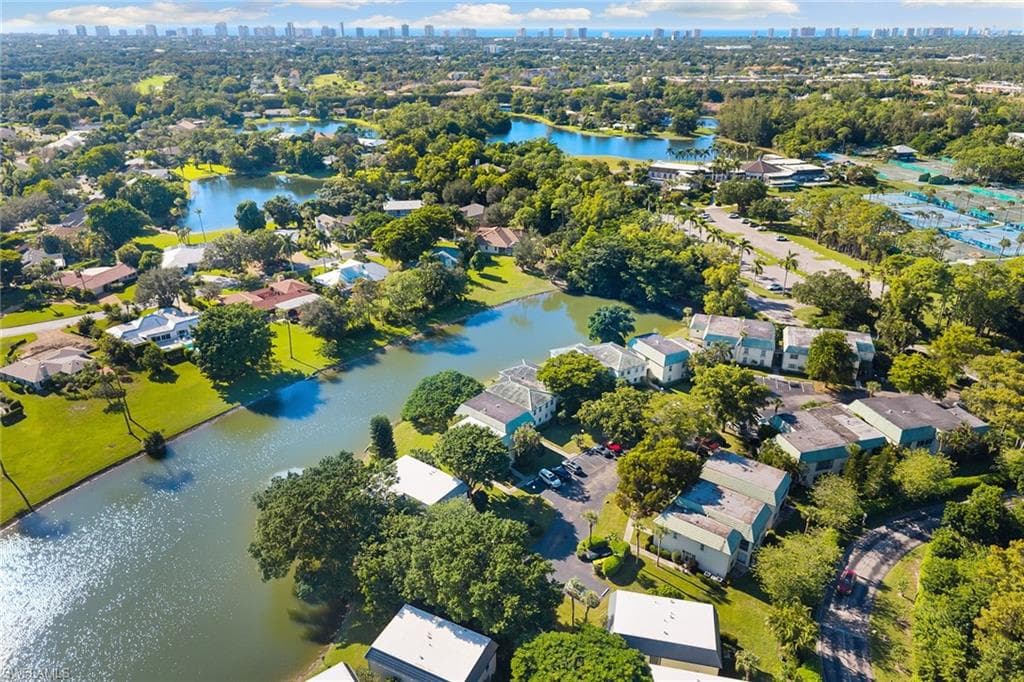 117 Bob O Link WAY # 17A, NAPLES FL 34105-19