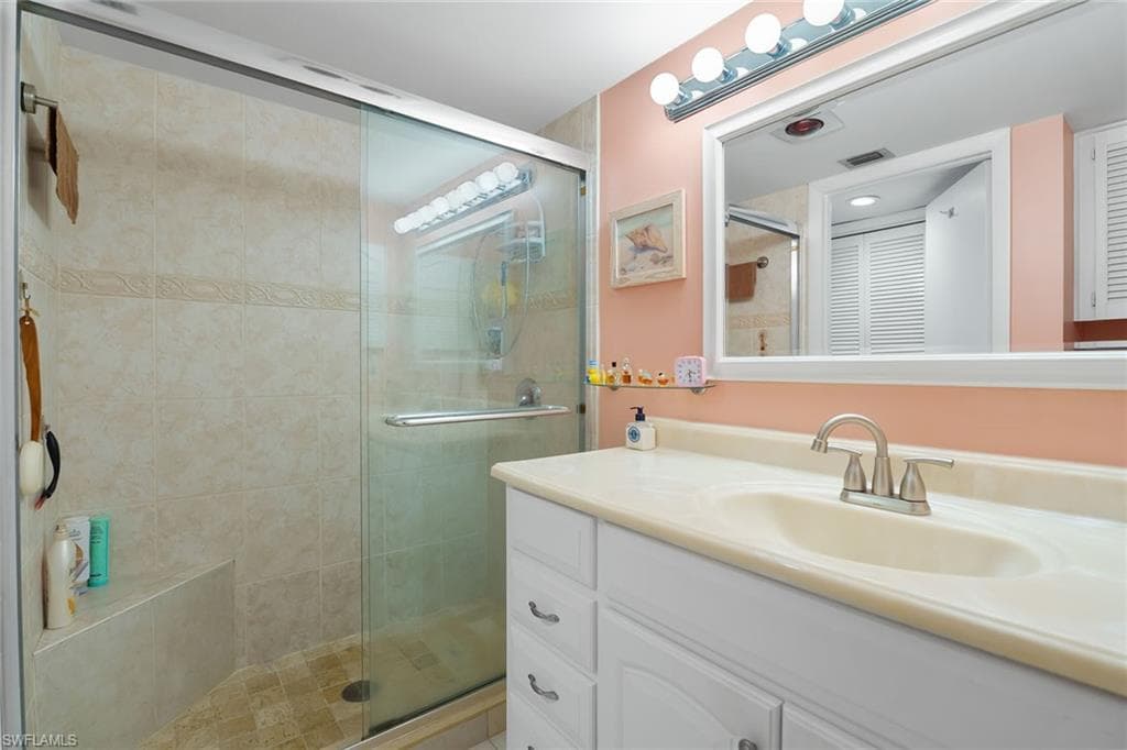 117 Bob O Link WAY # 17A, NAPLES FL 34105-13